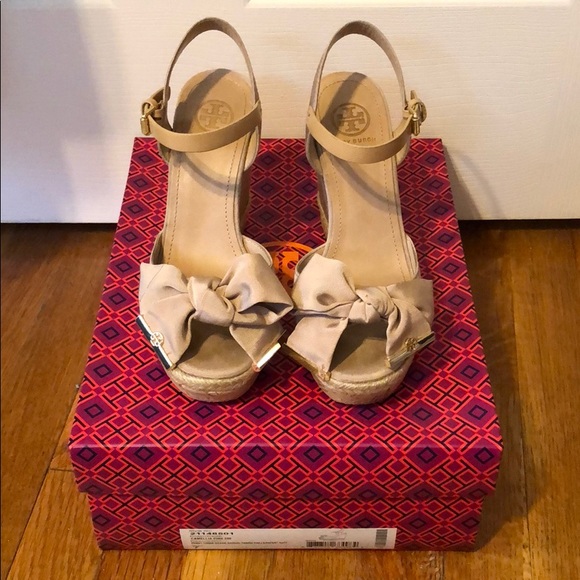Tory Burch Penny Wedge size 7 - Picture 2 of 8